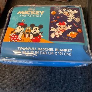 Mickey Mouse Minnie Mouse Disney blanket new